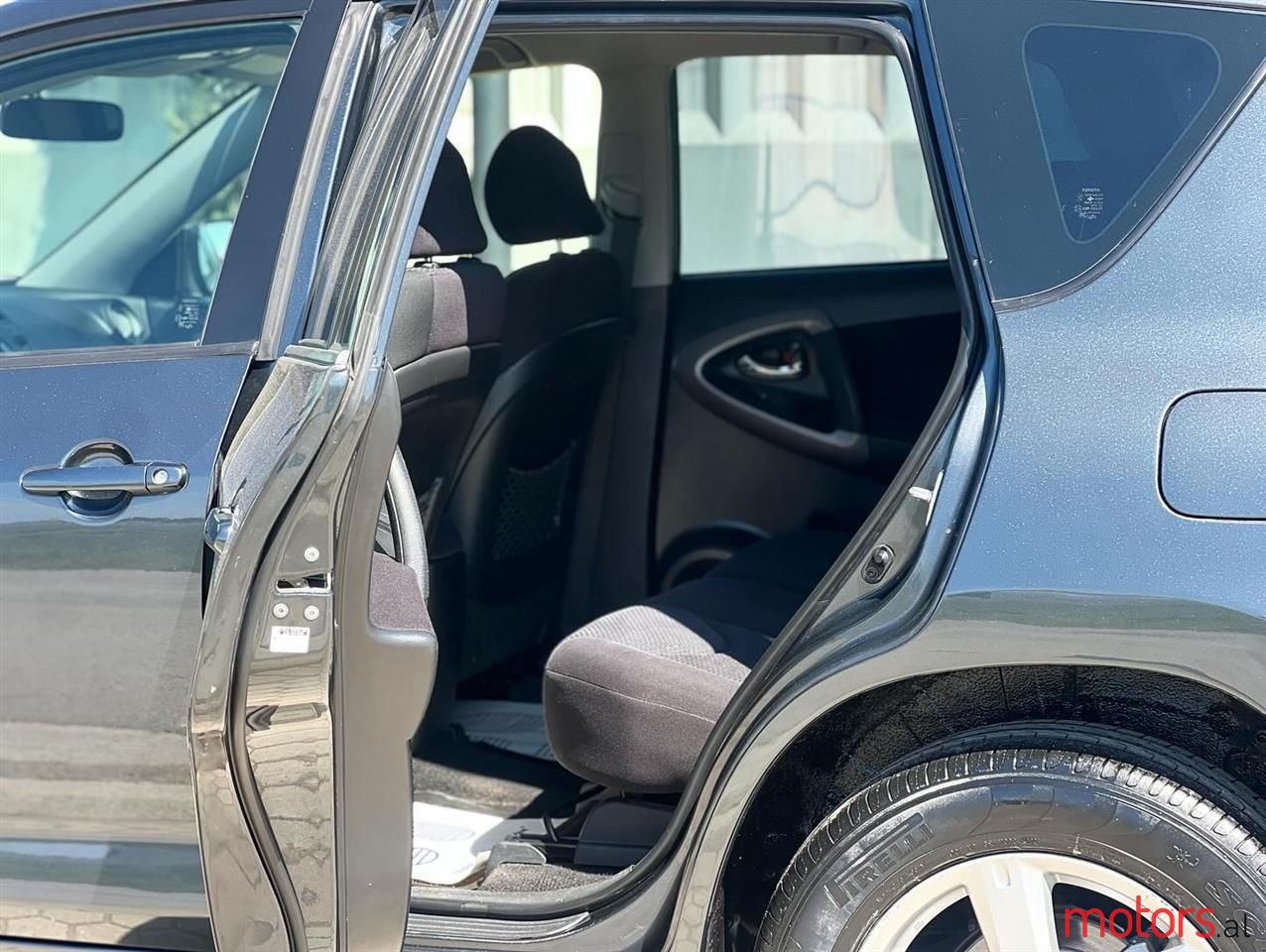 2008' Toyota RAV4 photo #6