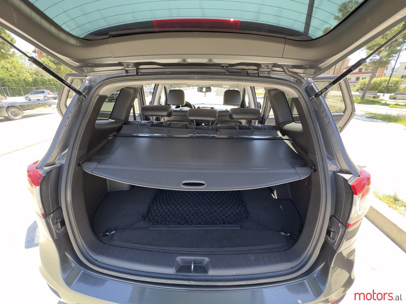 2010' Hyundai Santa Fe photo #6