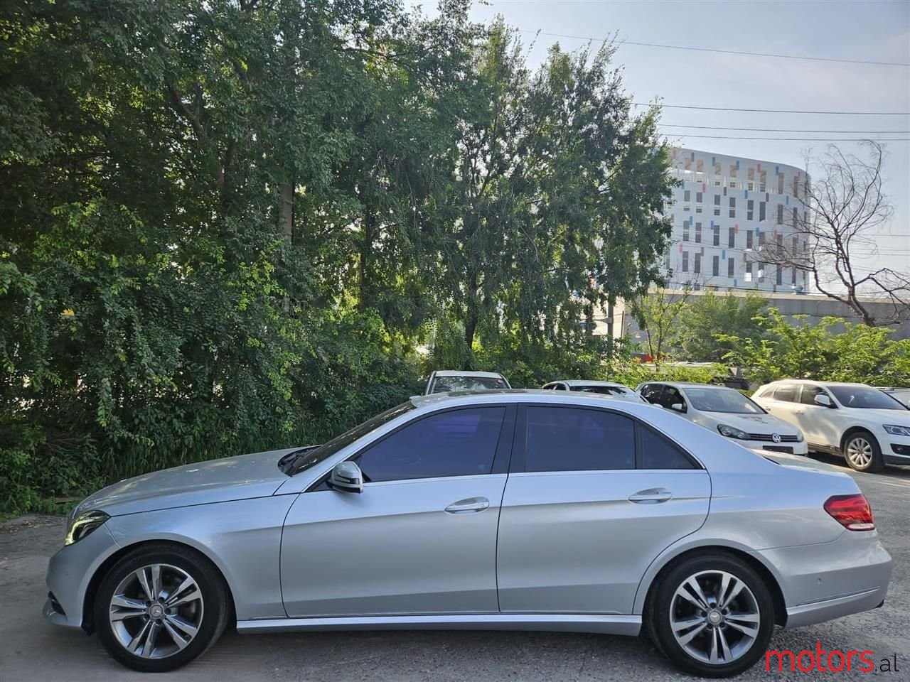 2014' Mercedes-Benz E 220 photo #3