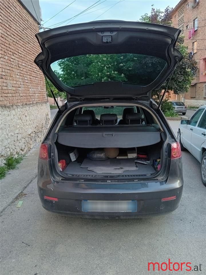 2006' Fiat Croma photo #5