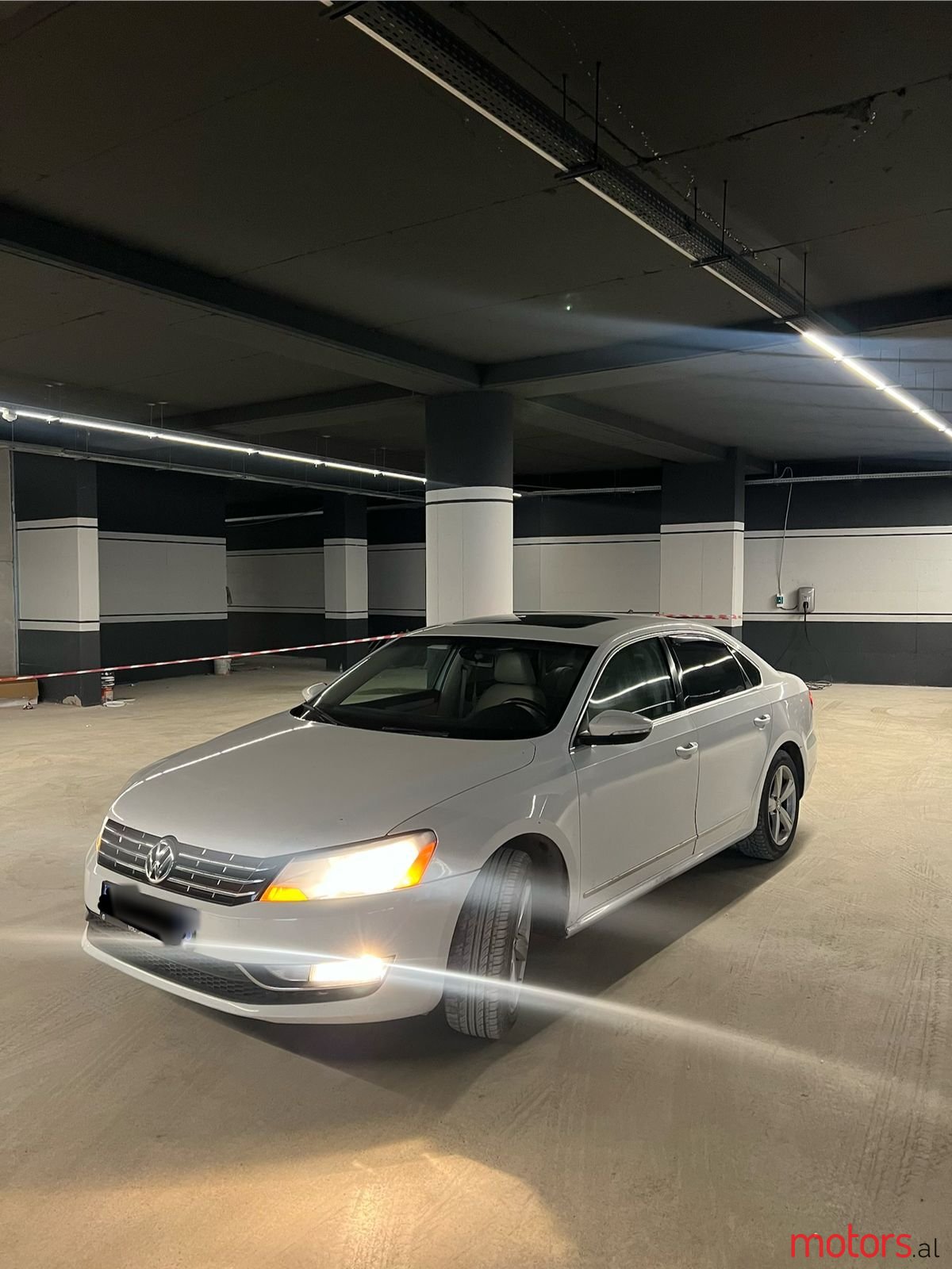 2013' Volkswagen Passat B7 photo #3