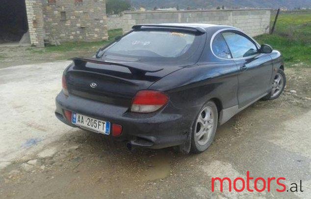 1999' Hyundai Coupe photo #1