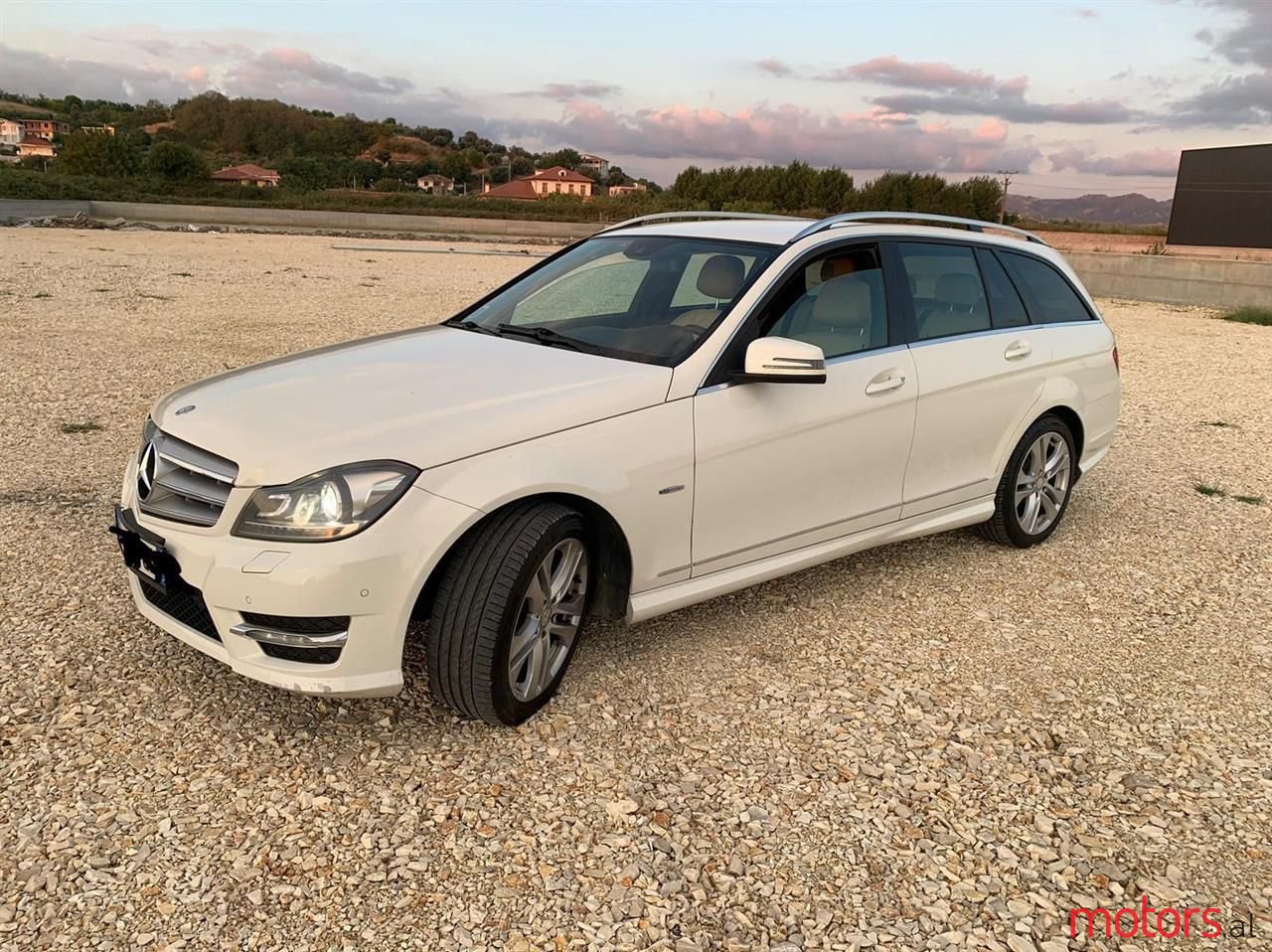 2013' Mercedes-Benz 220 photo #1