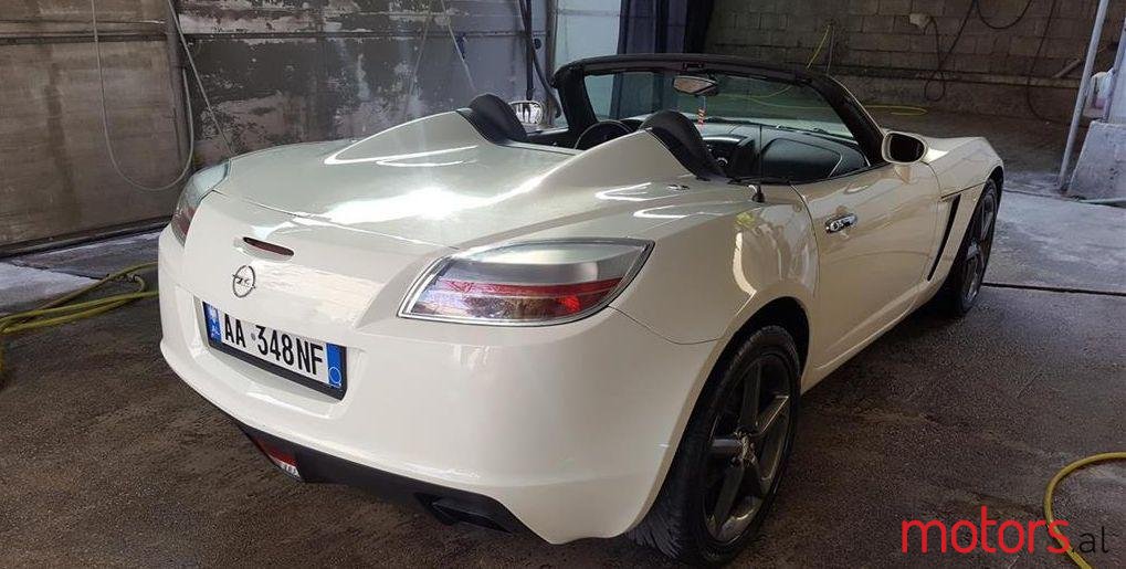 2010' Opel GT photo #2