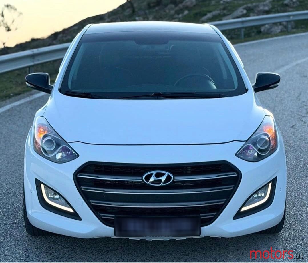 2013' Hyundai i30 photo #2