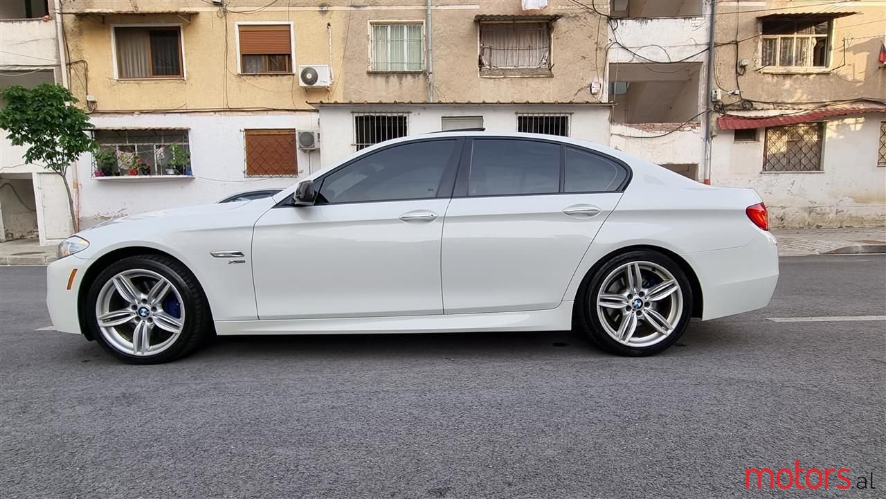 2011' BMW 535 photo #4