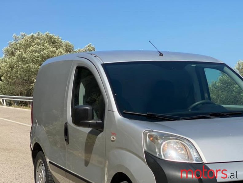 2011' Citroen Nemo photo #1