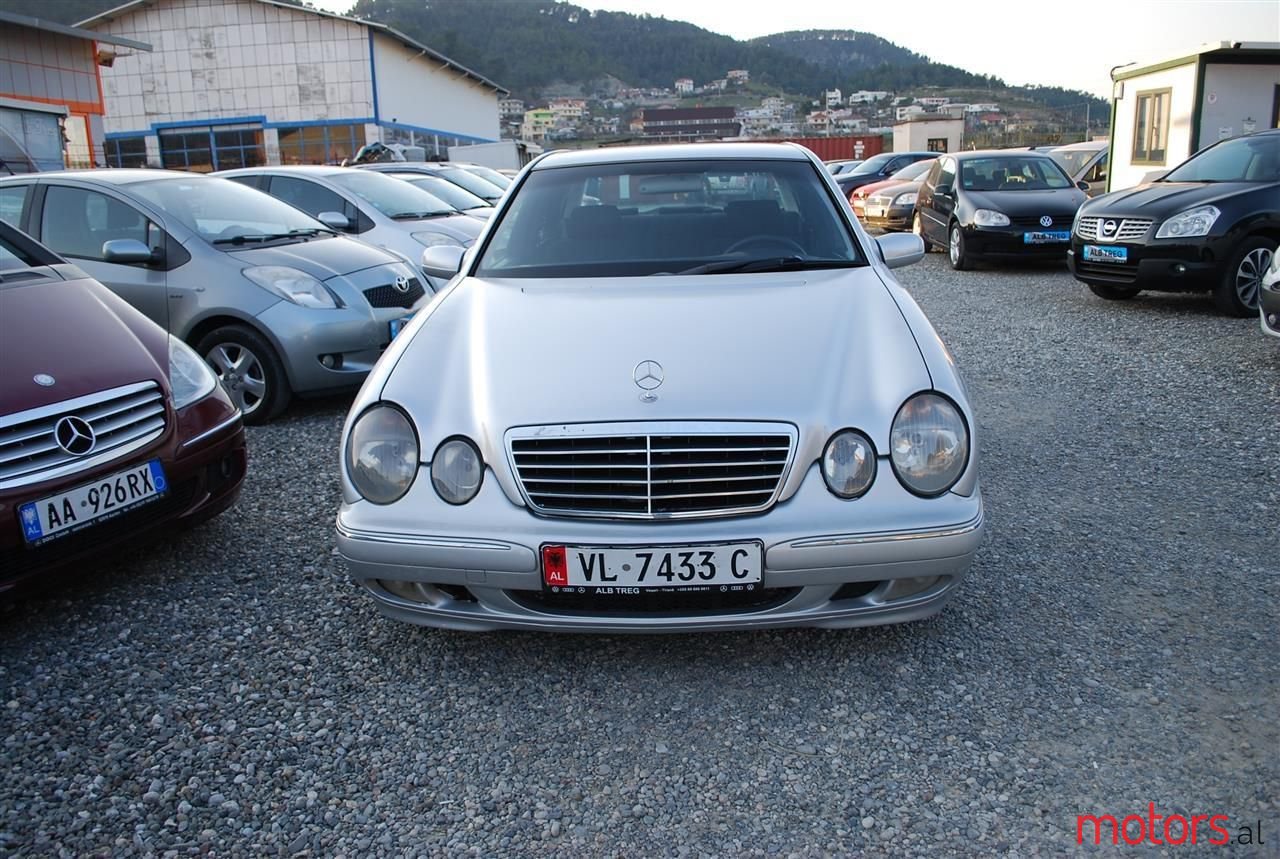 2001' Mercedes-Benz E 270 photo #4