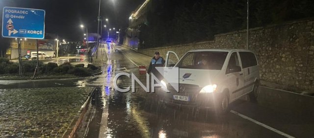 Rrezik për rënie gurësh/ Mbyllet përkohësisht hyrja në unazën e Pogradecit