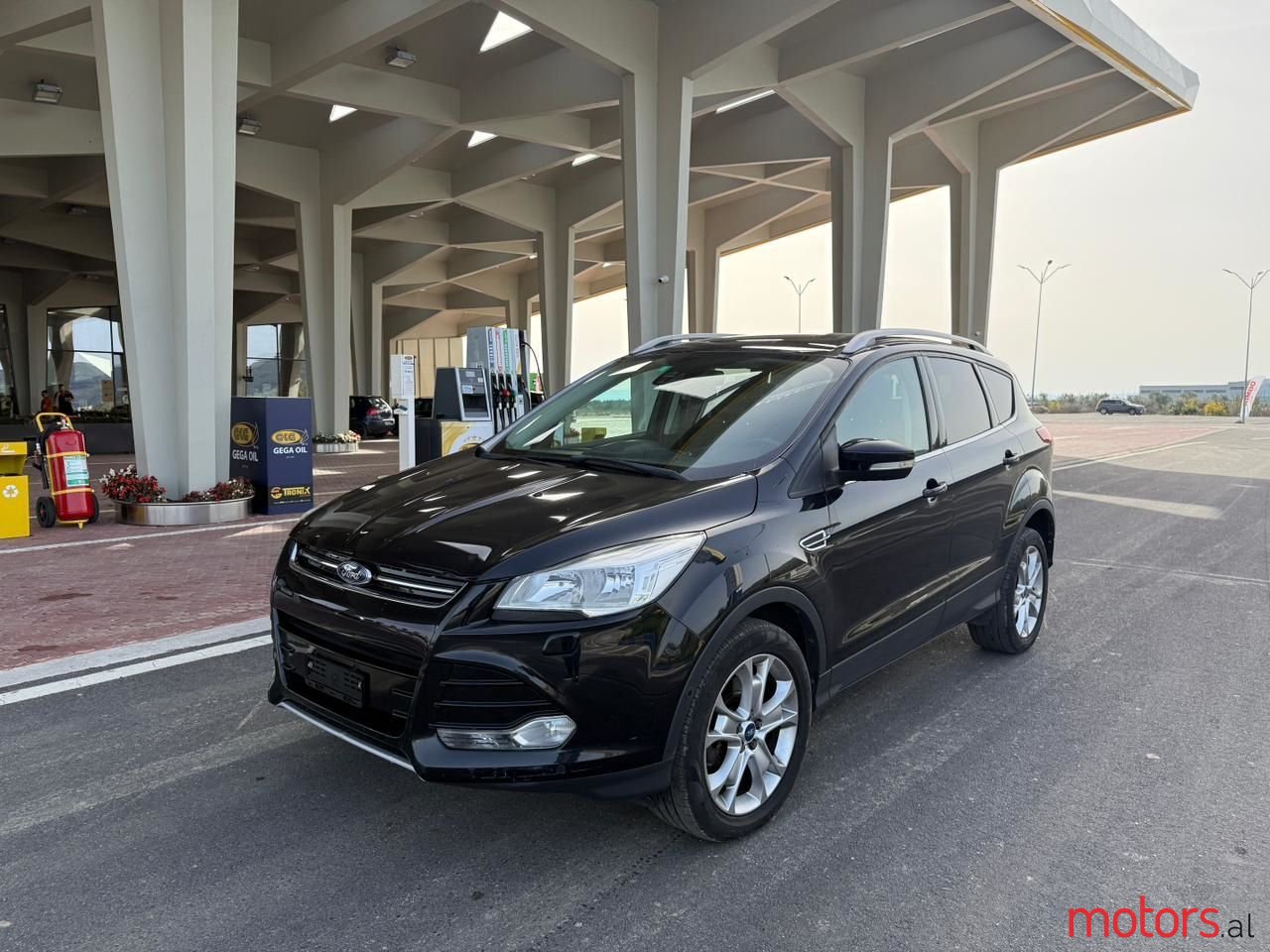 2013' Ford Kuga photo #3