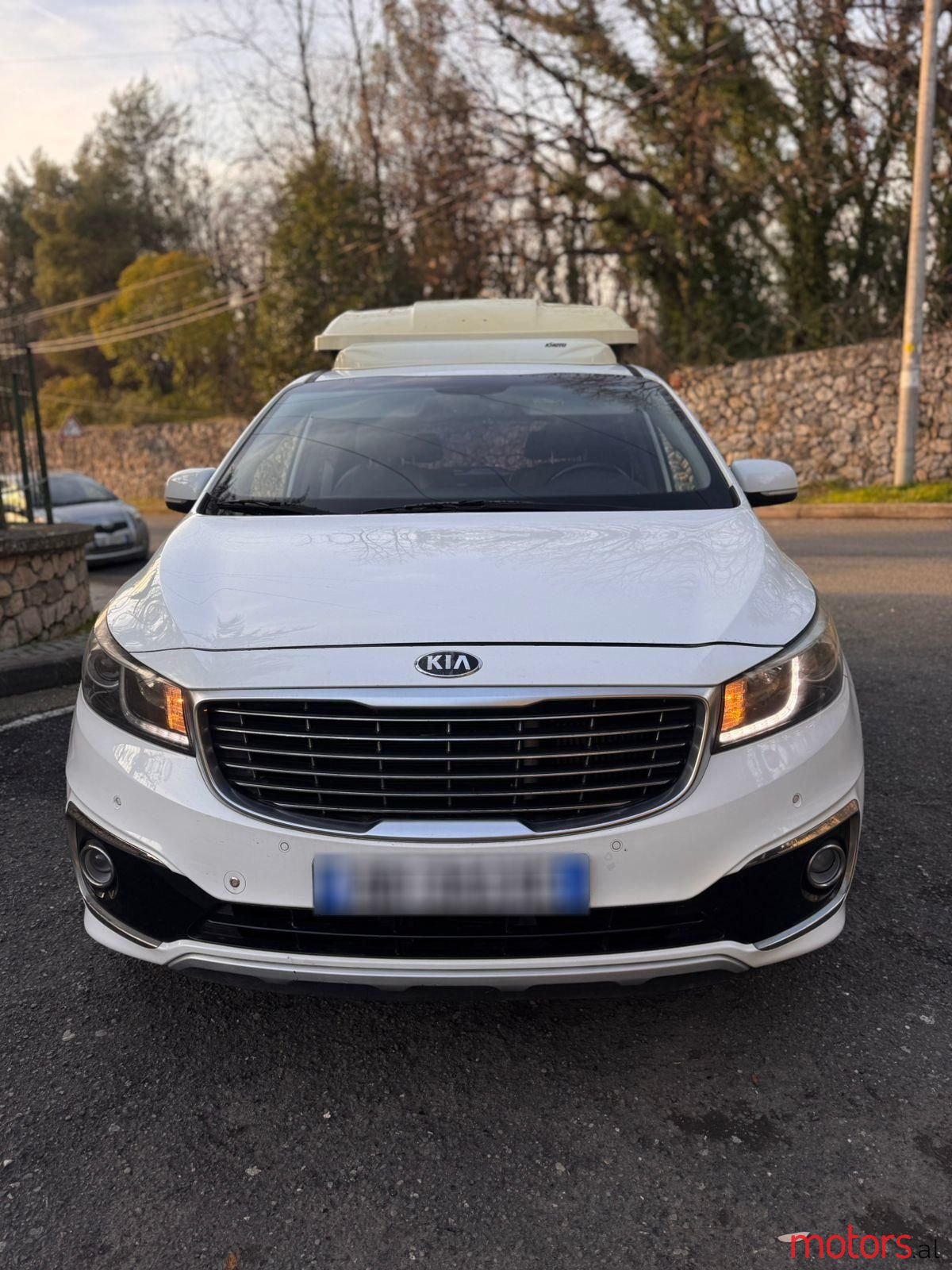 2015' Kia Carnival photo #6