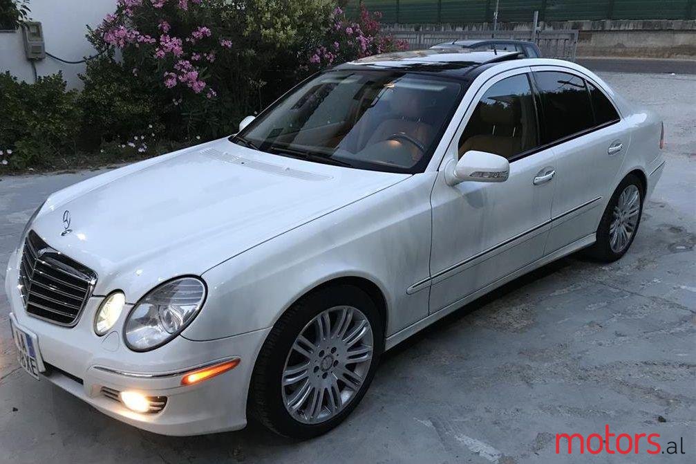 2008' Mercedes-Benz E 350 photo #1
