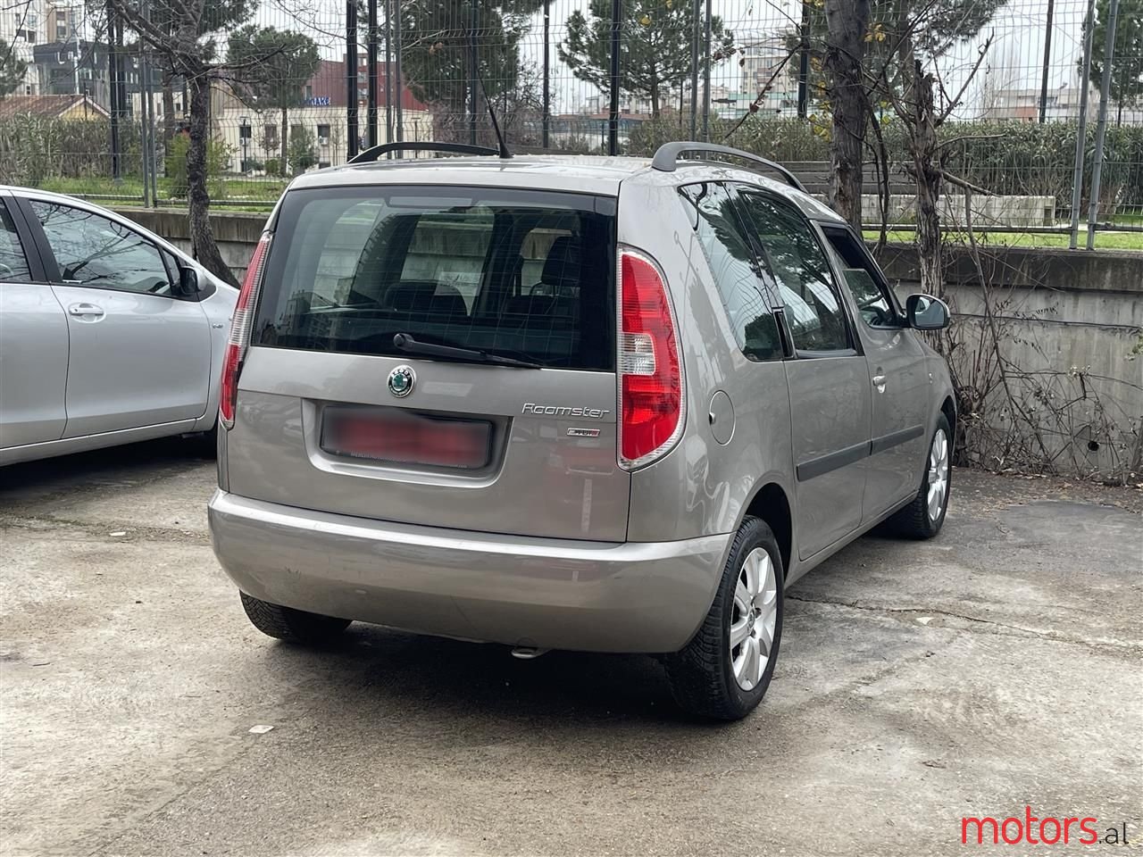 2011' Skoda Roomster photo #4