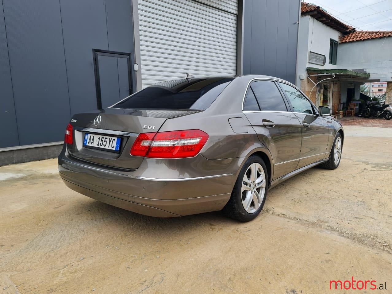 2009' Mercedes-Benz 220 photo #6