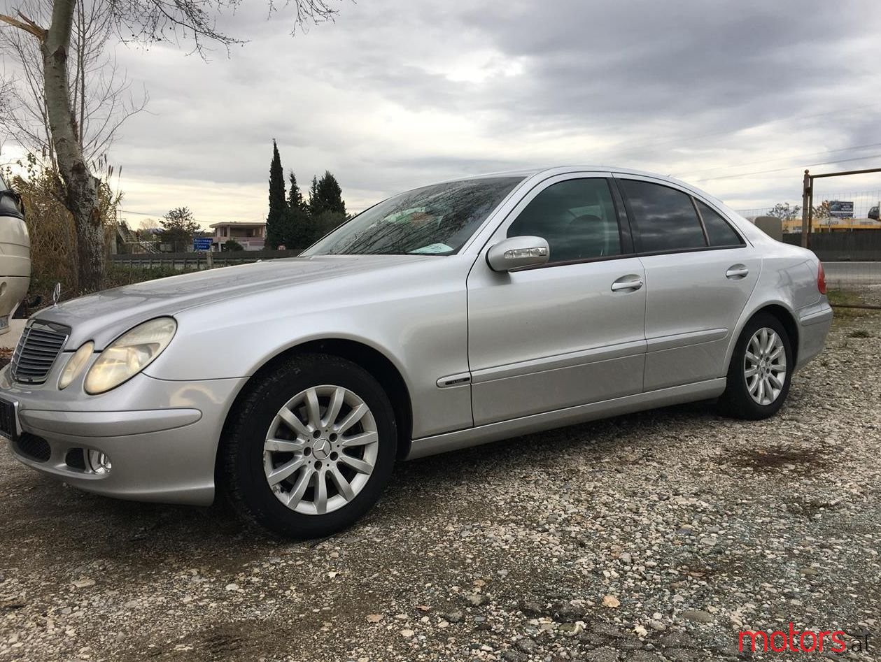 2003' Mercedes-Benz E 240 photo #1