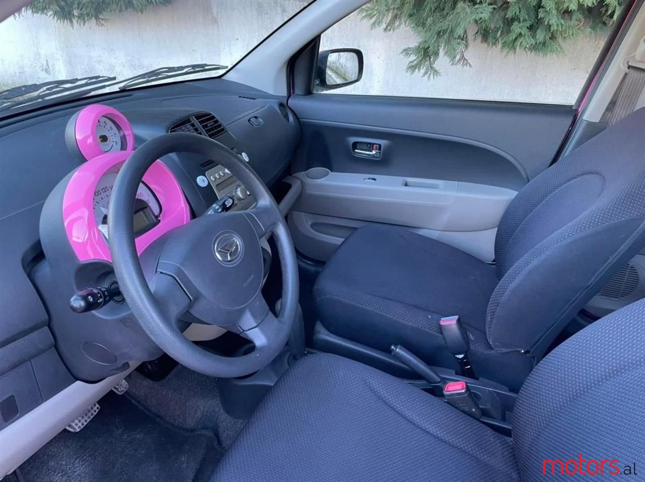 2007' Daihatsu Sirion photo #2