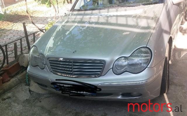 2001' Mercedes-Benz C-Class photo #1