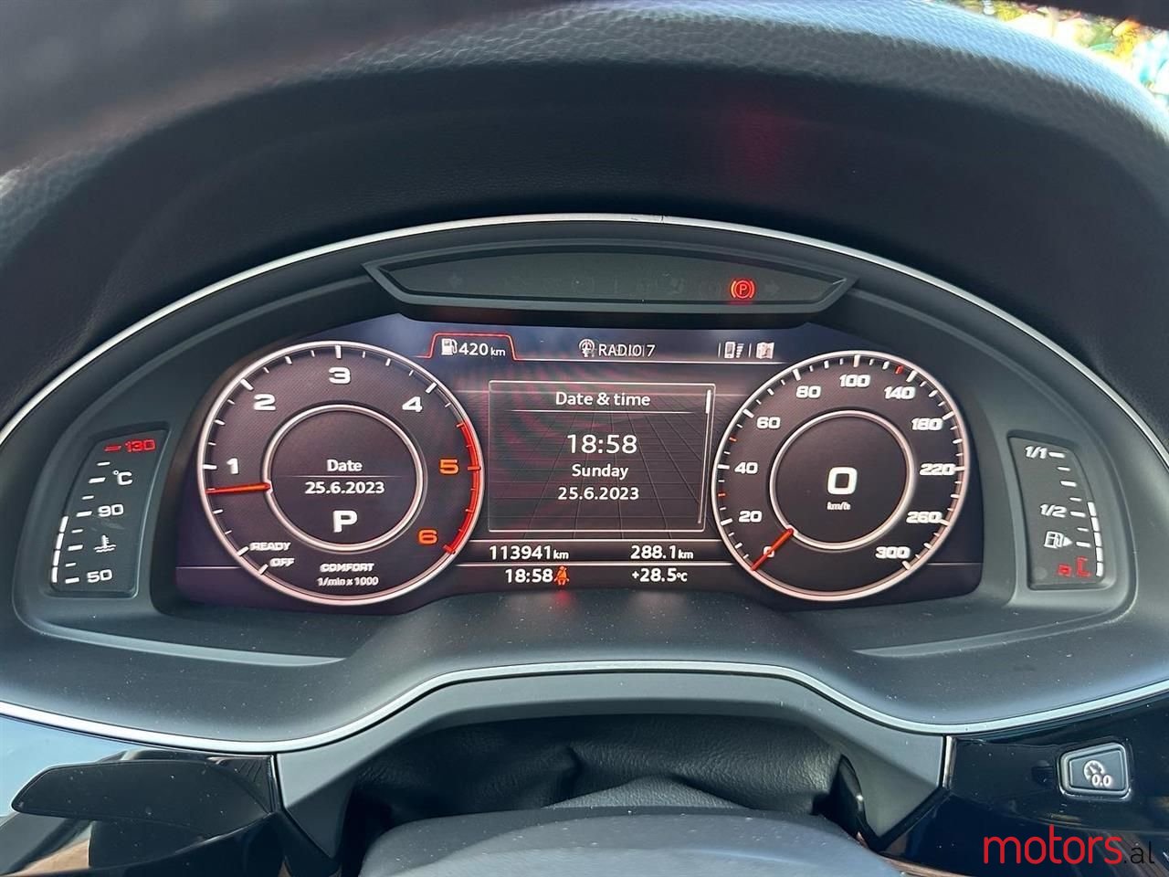 2016' Audi Q7 photo #6