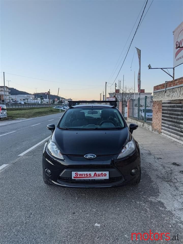 2012' Ford Fiesta photo #4