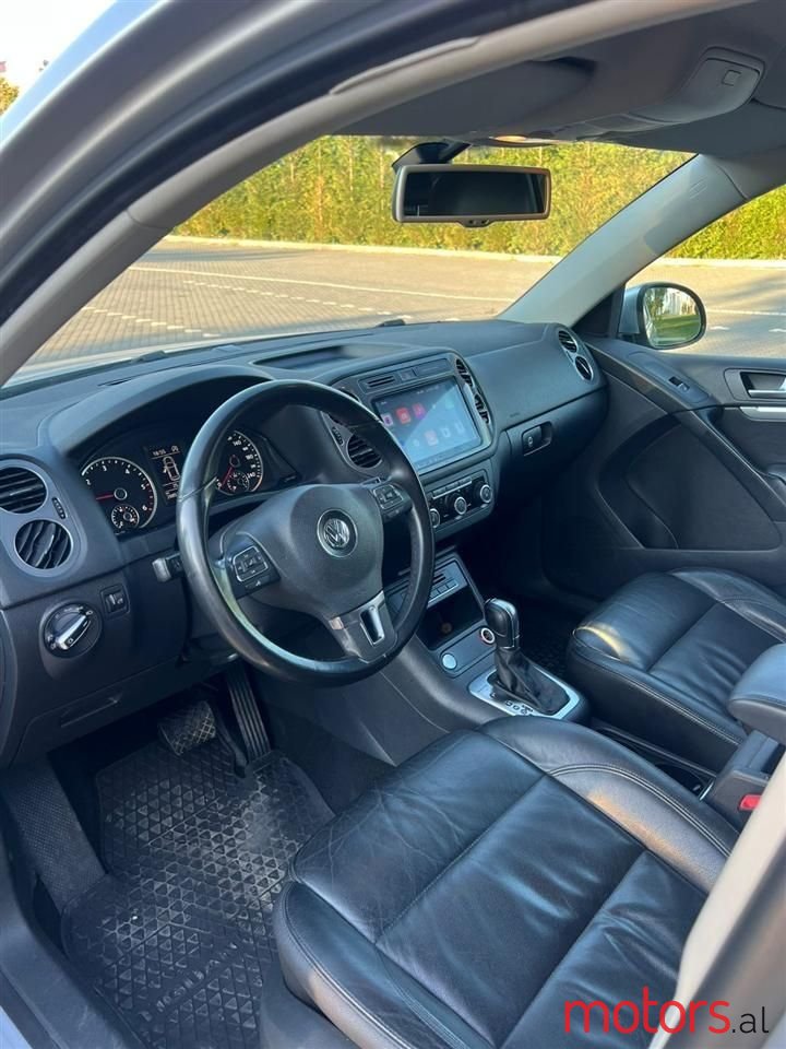 2013' Volkswagen Tiguan photo #4