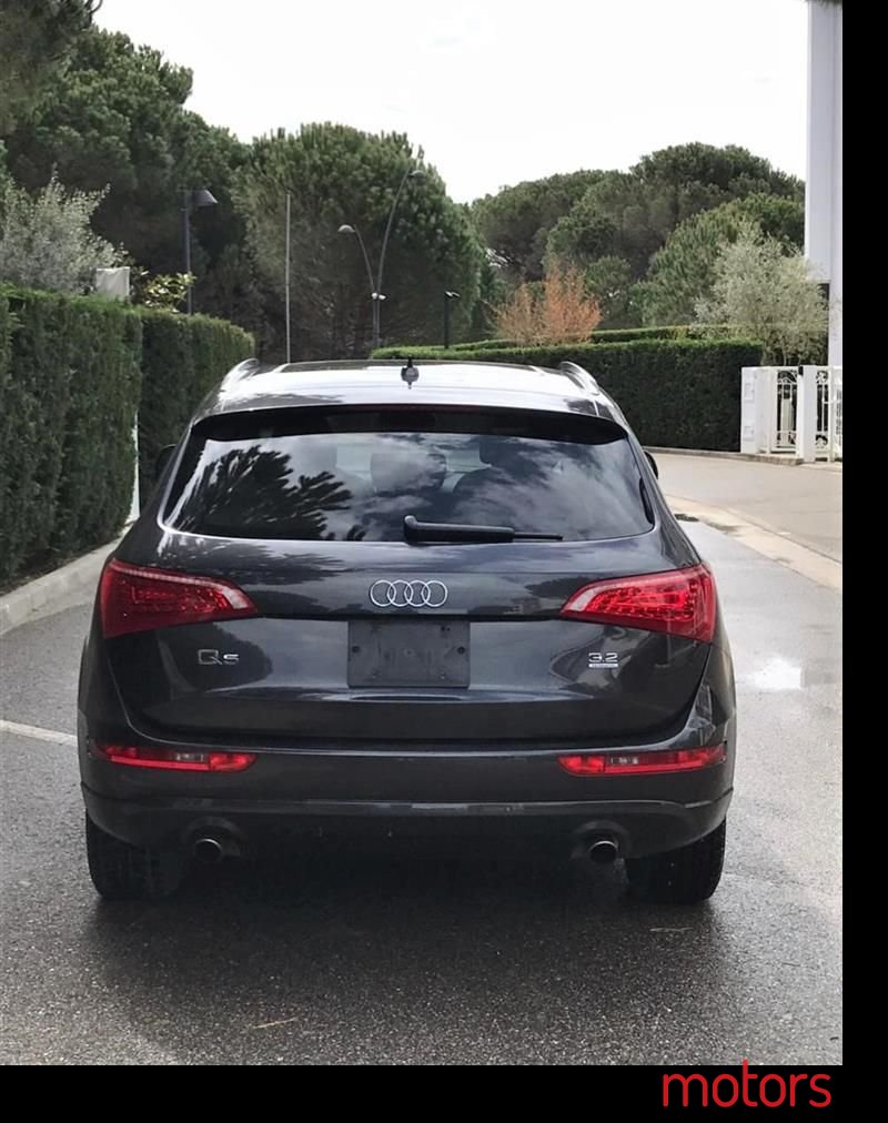 2010' Audi Q5 photo #3