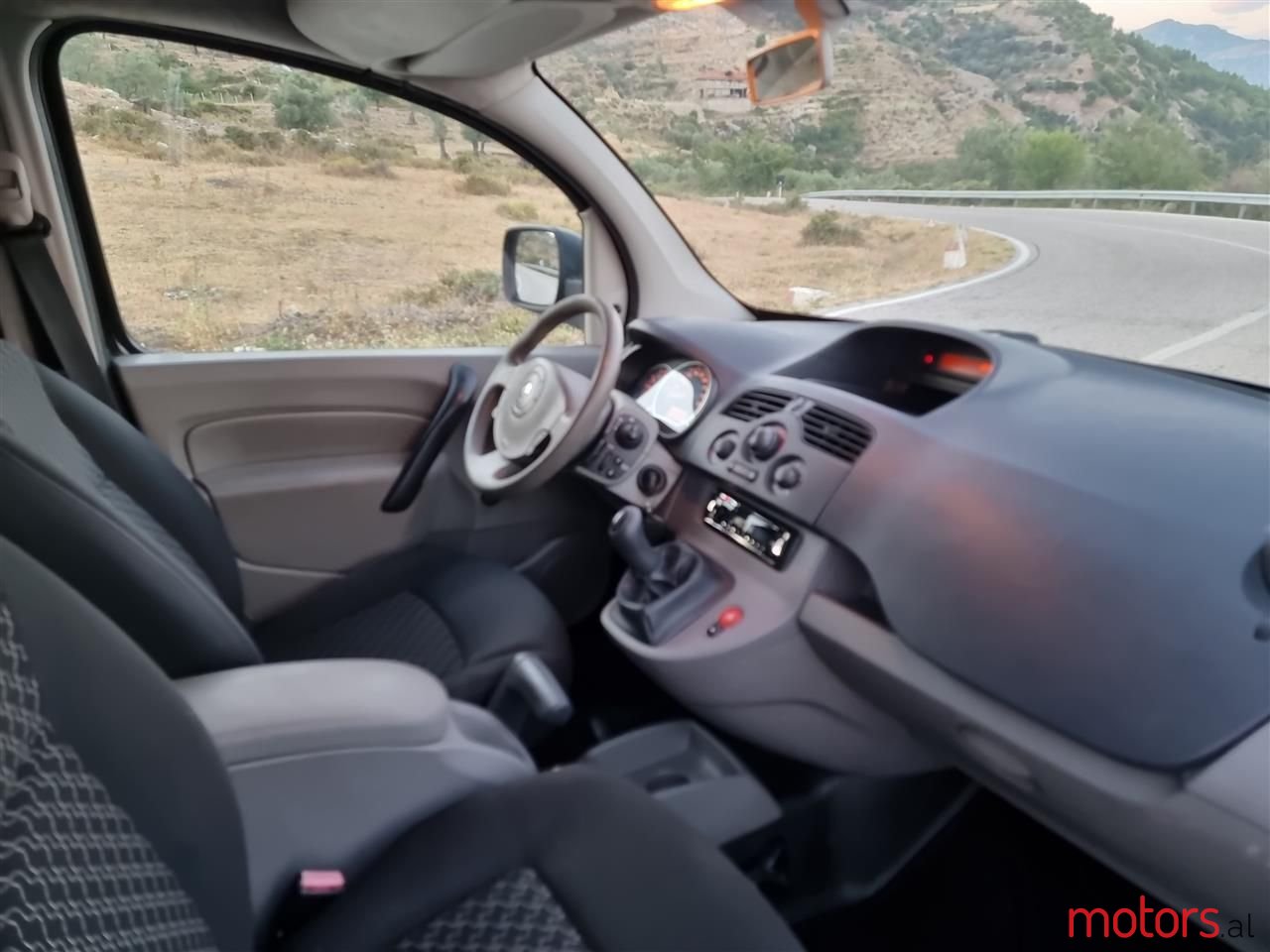 2009' Renault Kangoo photo #5