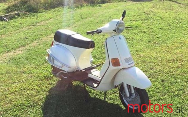 2010' Vespa Cosa photo #1