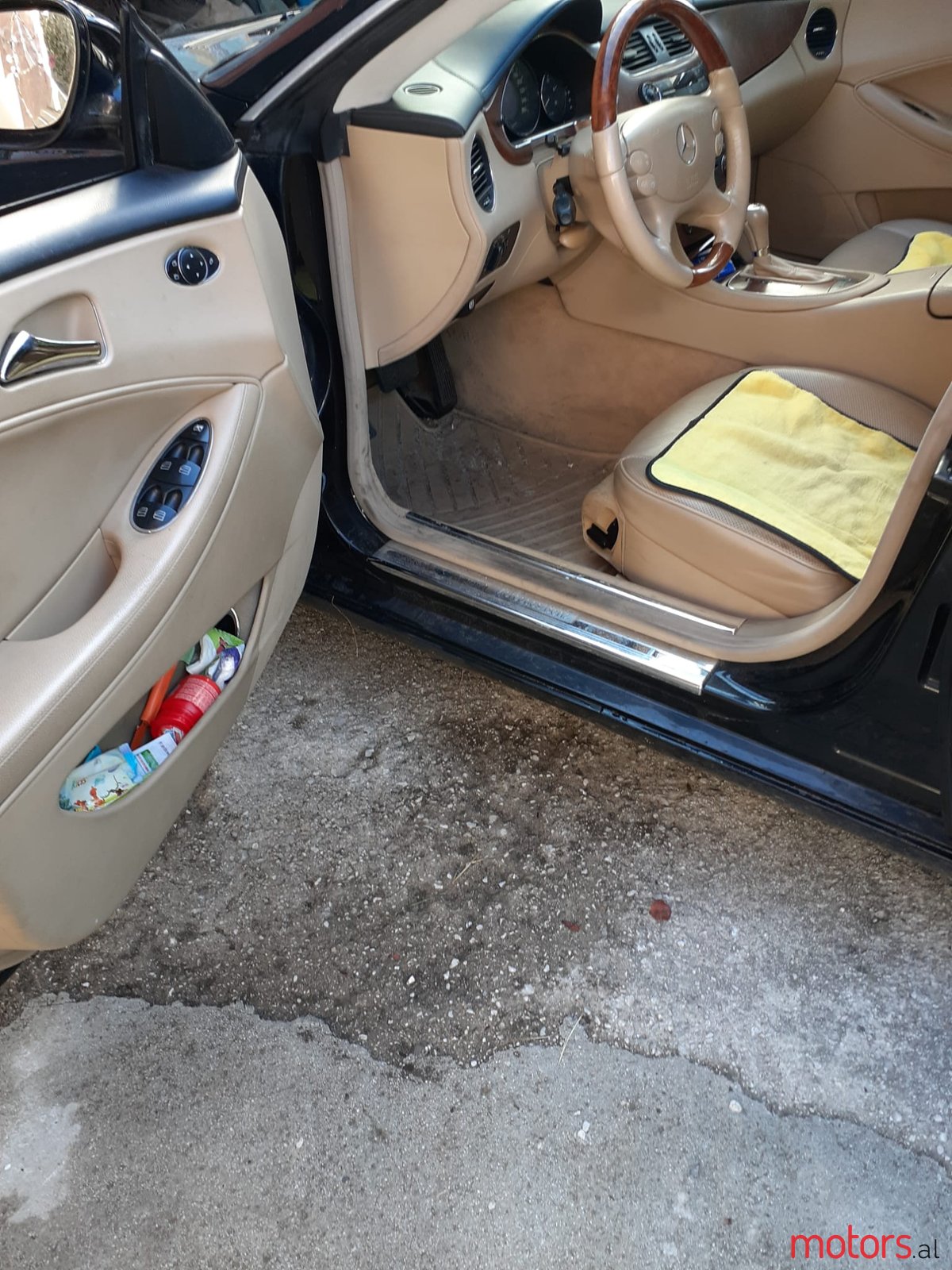 2008' Mercedes-Benz CLS 320 photo #6