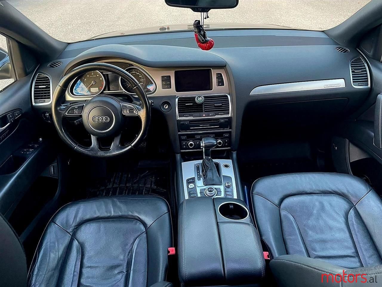 2012' Audi Q7 photo #5