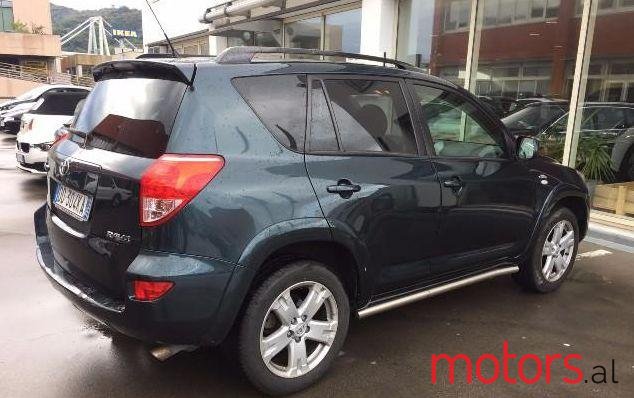 2006' Toyota RAV4 photo #3