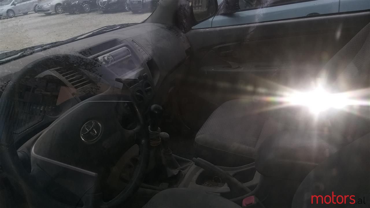2007' Toyota Hilux photo #3