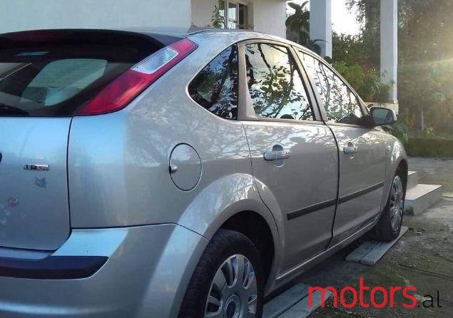 2005' Ford Focus photo #1