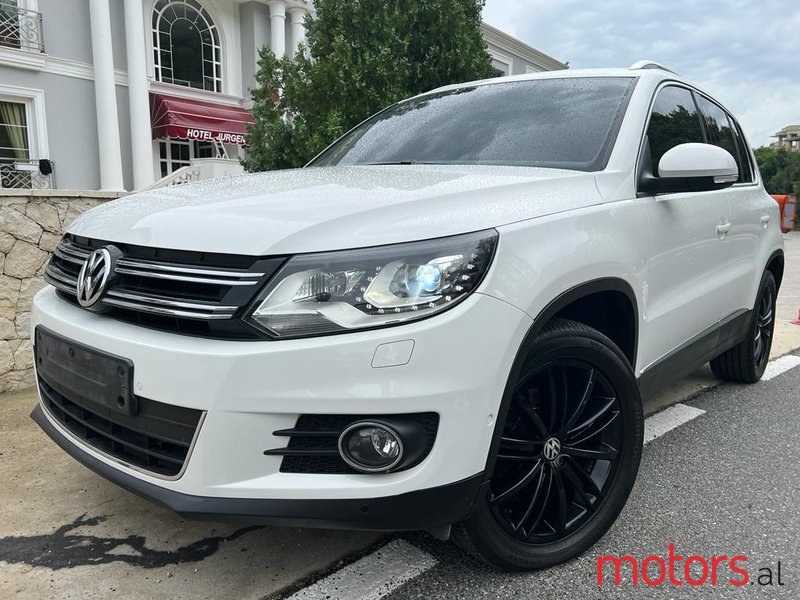 2013' Volkswagen Tiguan Full Panorama photo #1