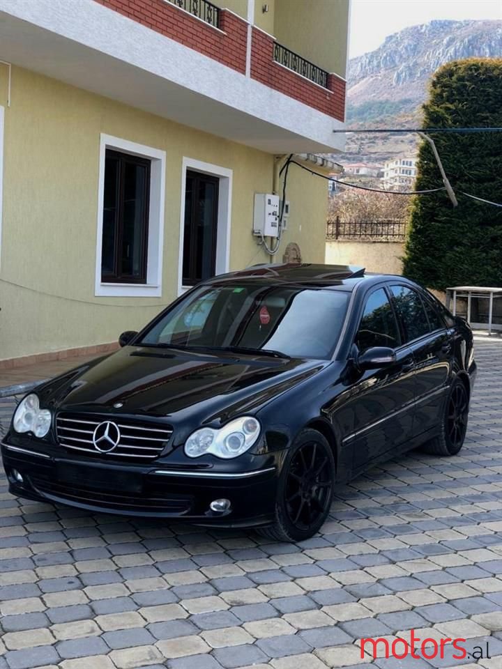 2005' Mercedes-Benz C 230 photo #6