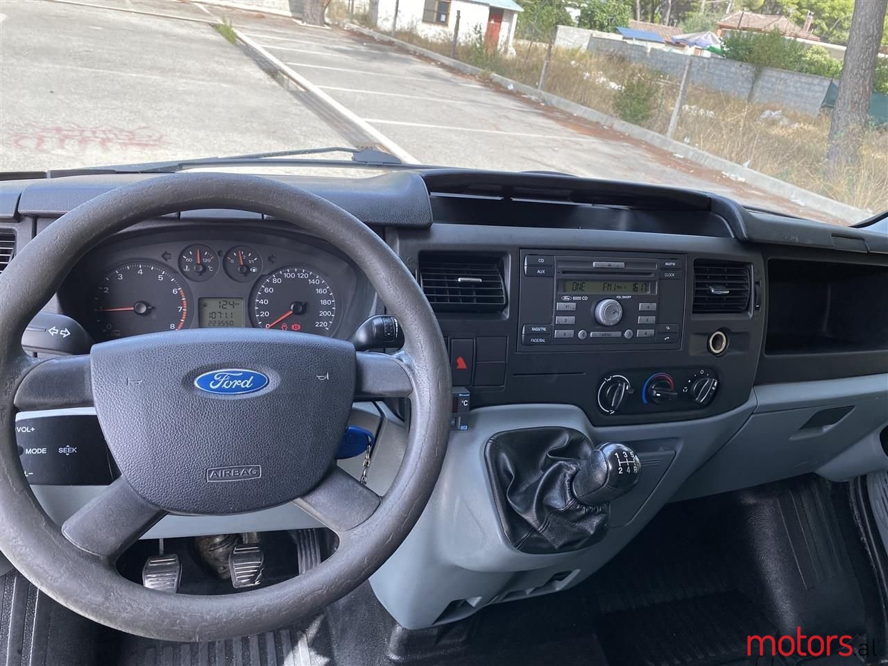 2008' Ford Transit photo #2