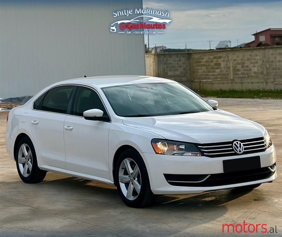2013' Volkswagen Passat photo #4