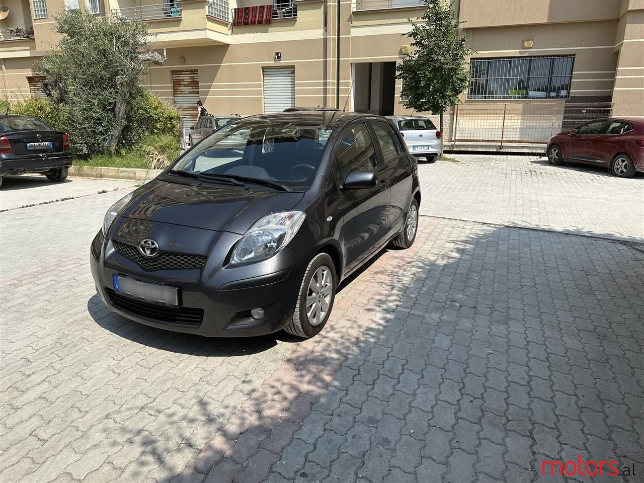 2009' Toyota Yaris photo #1