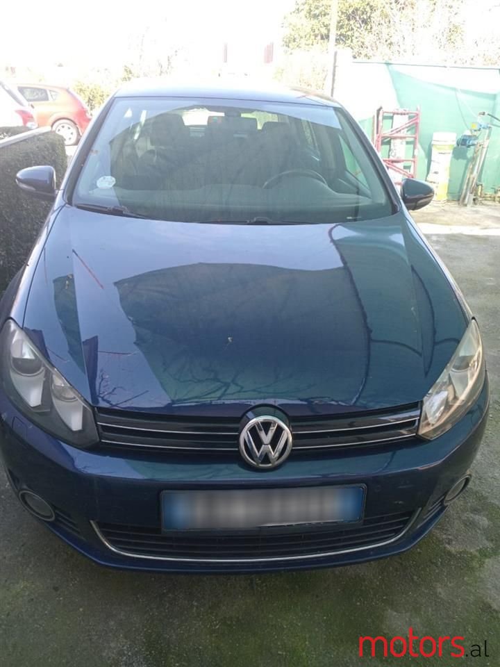 2009' Volkswagen Golf photo #1