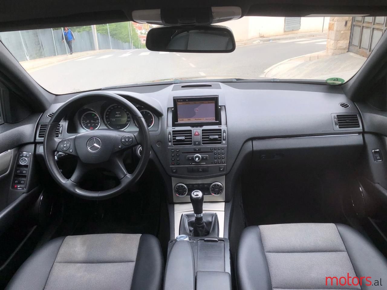 2009' Mercedes-Benz C 200 photo #6