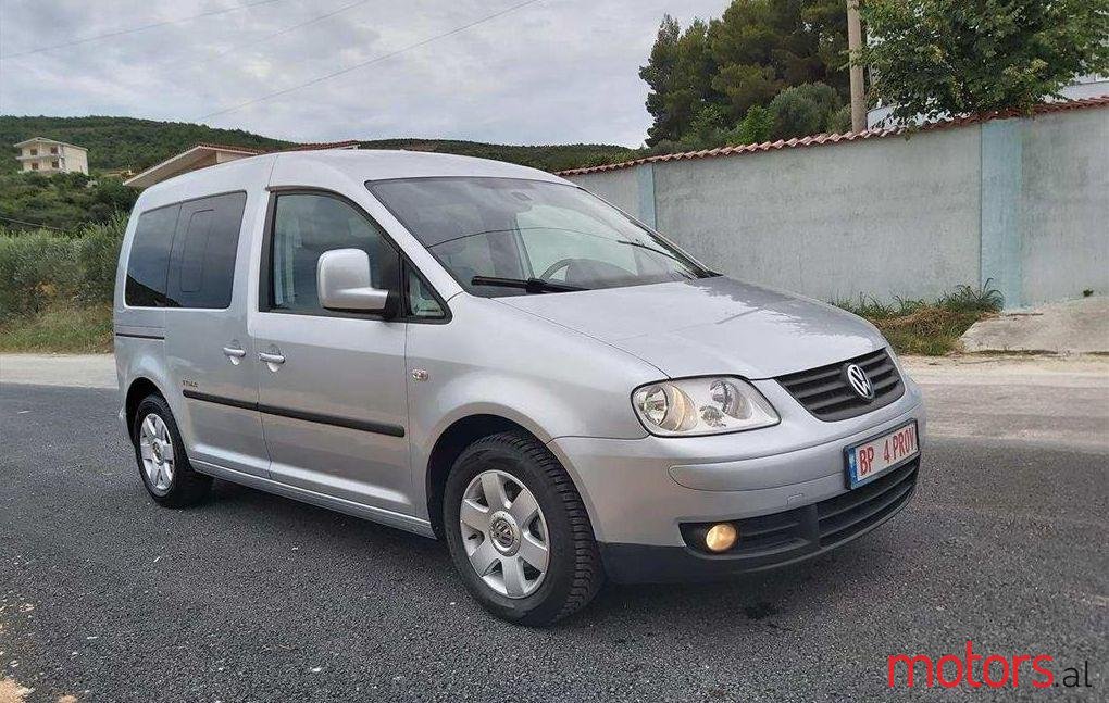 2010' Volkswagen Caddy photo #1