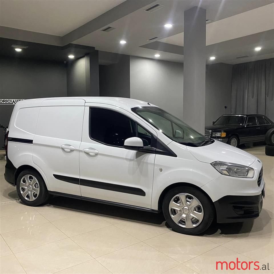 2016' Ford Courier photo #5