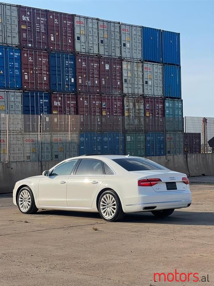 2015' Audi A8 photo #4