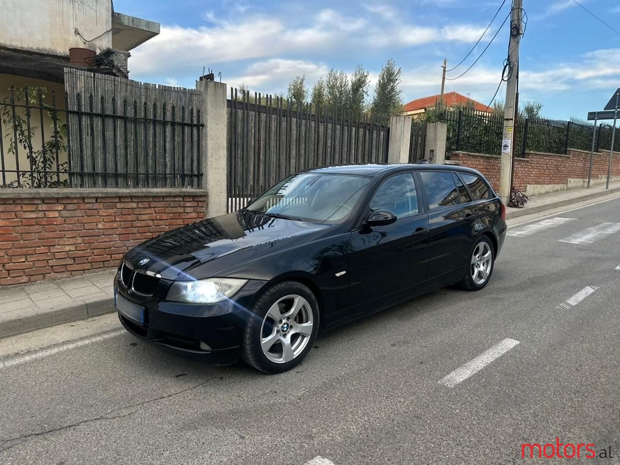 2006' BMW 320 photo #2