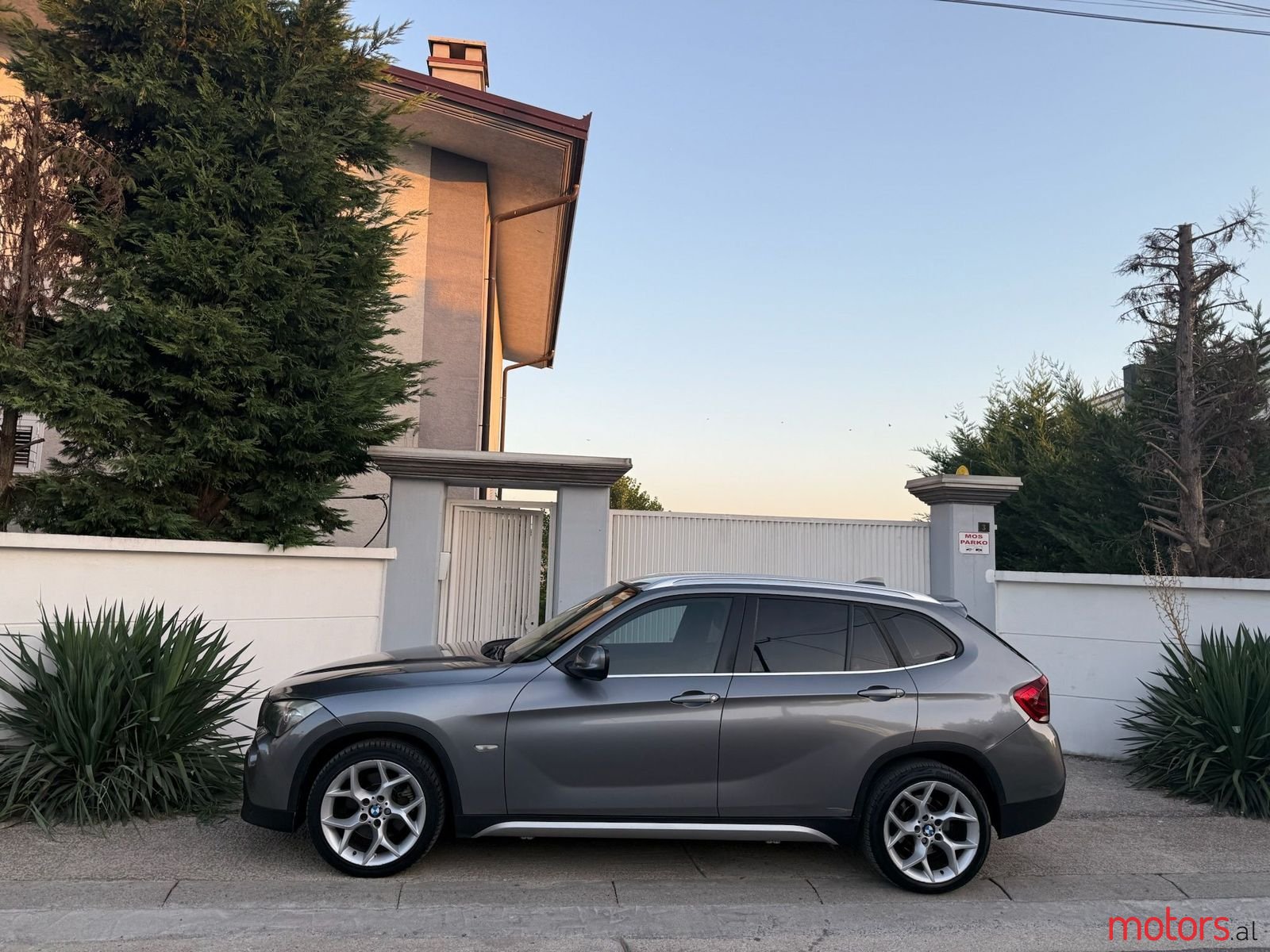 2010' BMW X1 photo #4