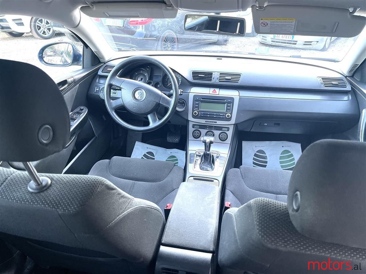 2006' Volkswagen Passat photo #4