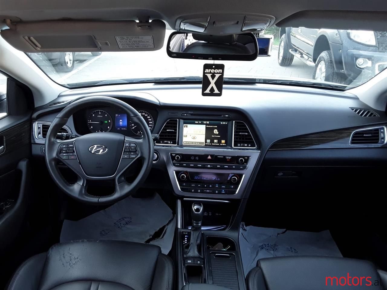 2017' Hyundai Sonata photo #4