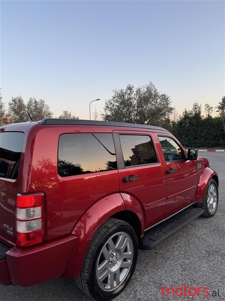 2008' Dodge Nitro photo #3