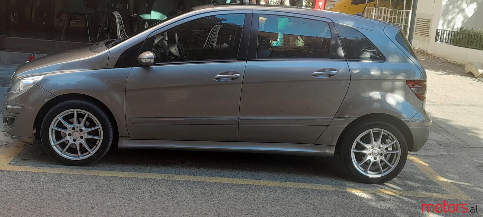 2008' Mercedes-Benz B 200 photo #1