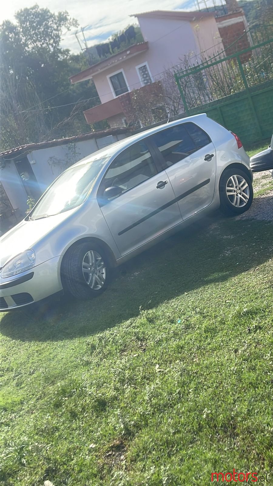 2008' Volkswagen Golf V photo #1