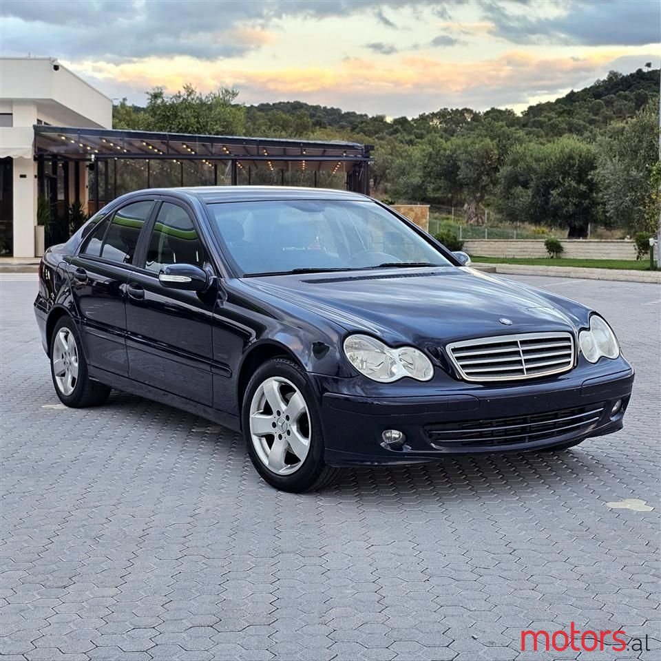 2005' Mercedes-Benz C 200 photo #2